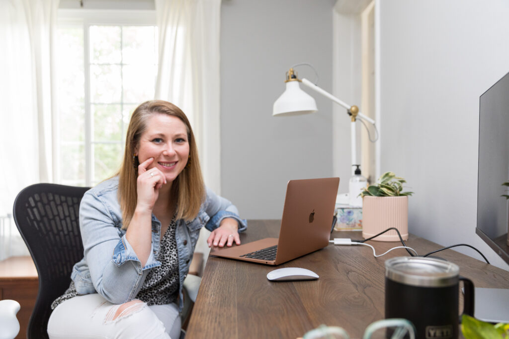 Are you setting up a home office for remote work, and don't know where to start? Well start by asking yourself five essential questions, and the answers might surprise you!